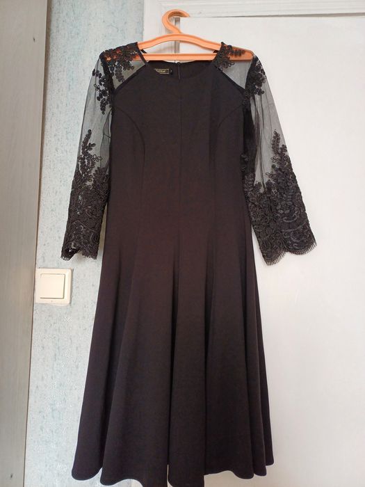 Продам платье чёрный