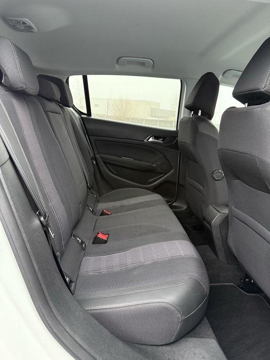 PEUGEOT 308 / 2017/ 1.2 Benzina /130 cp/ 37000 km!