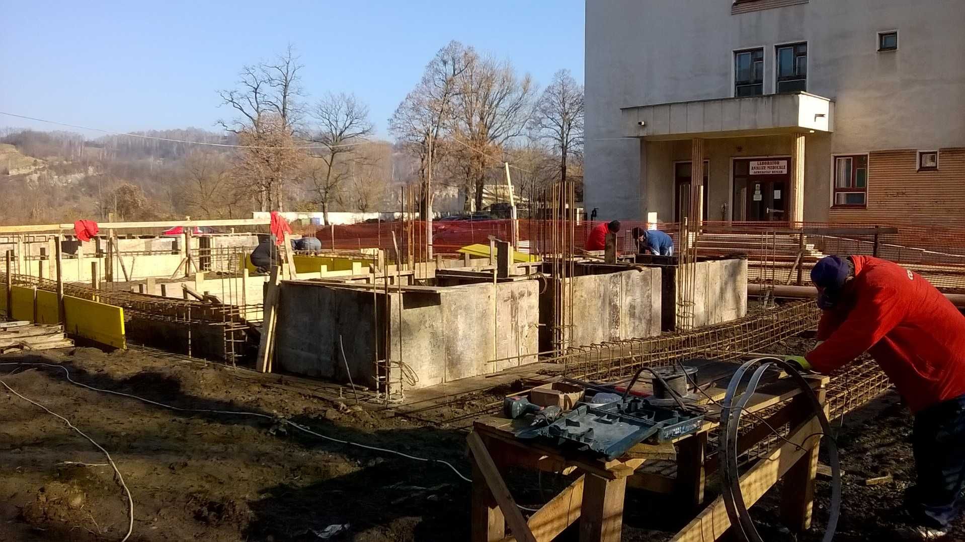 Executăm fundații case / Infrastructură construcții rezidențiale