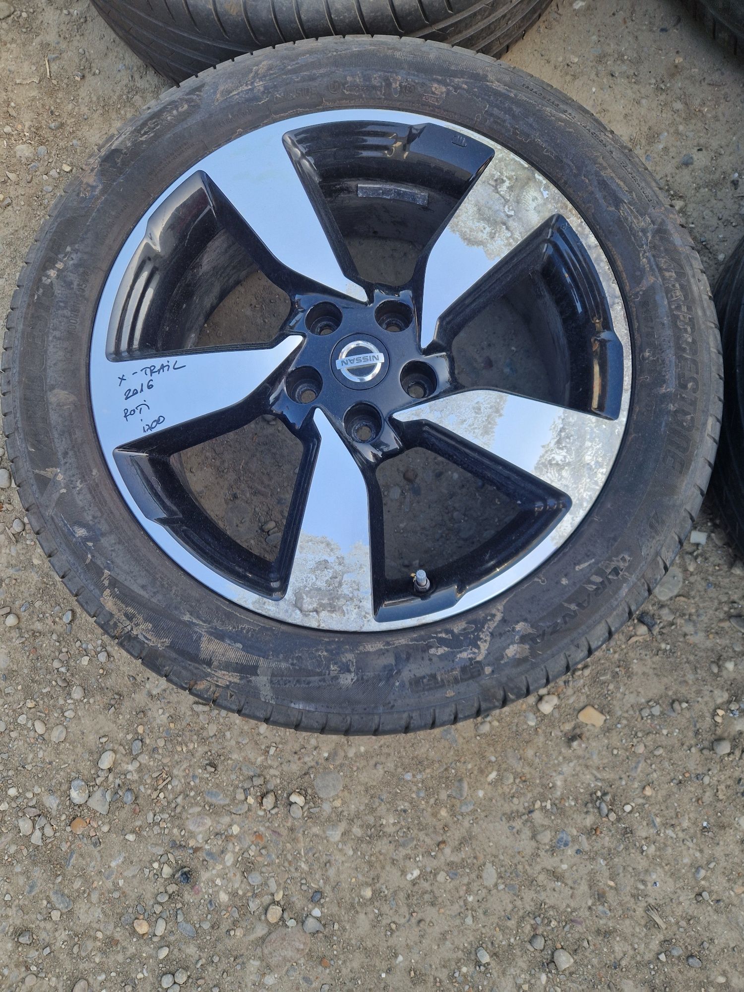Roti Nissan Qashqai 2016 R18