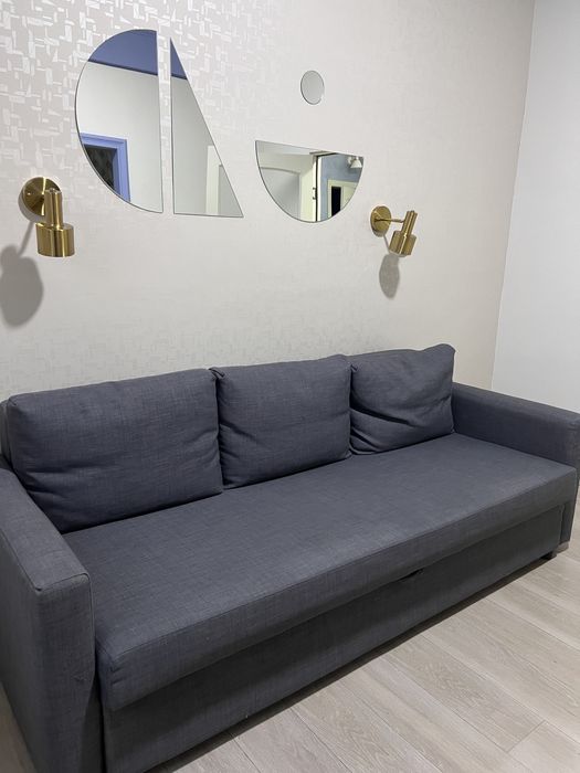 Продается б/у диван раскладной