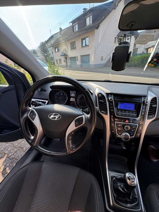 Hyundai i30 – 1.6 CRDi, 110 CP, An 2014 – 203.000 km