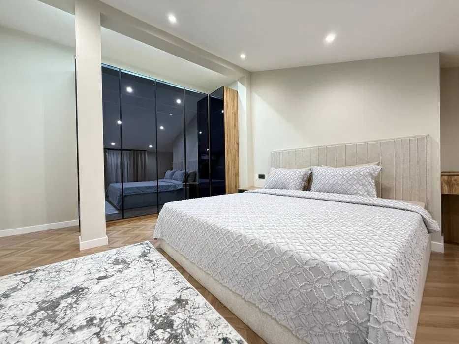 Жк Parisien-Сдается двухьярусная квартира в элитном комплексе!