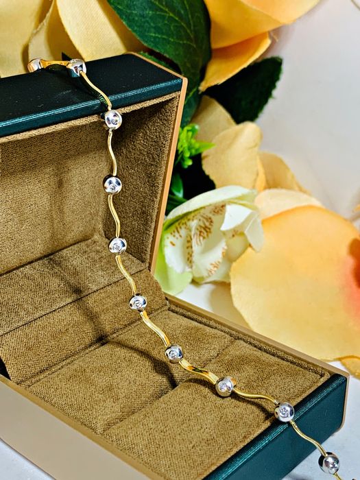 Современный теннисный золотой браслет с бриллиантами