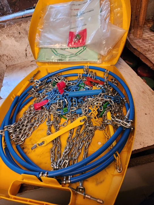 Set lanturi antiderapante KONIG Noi nefolosite