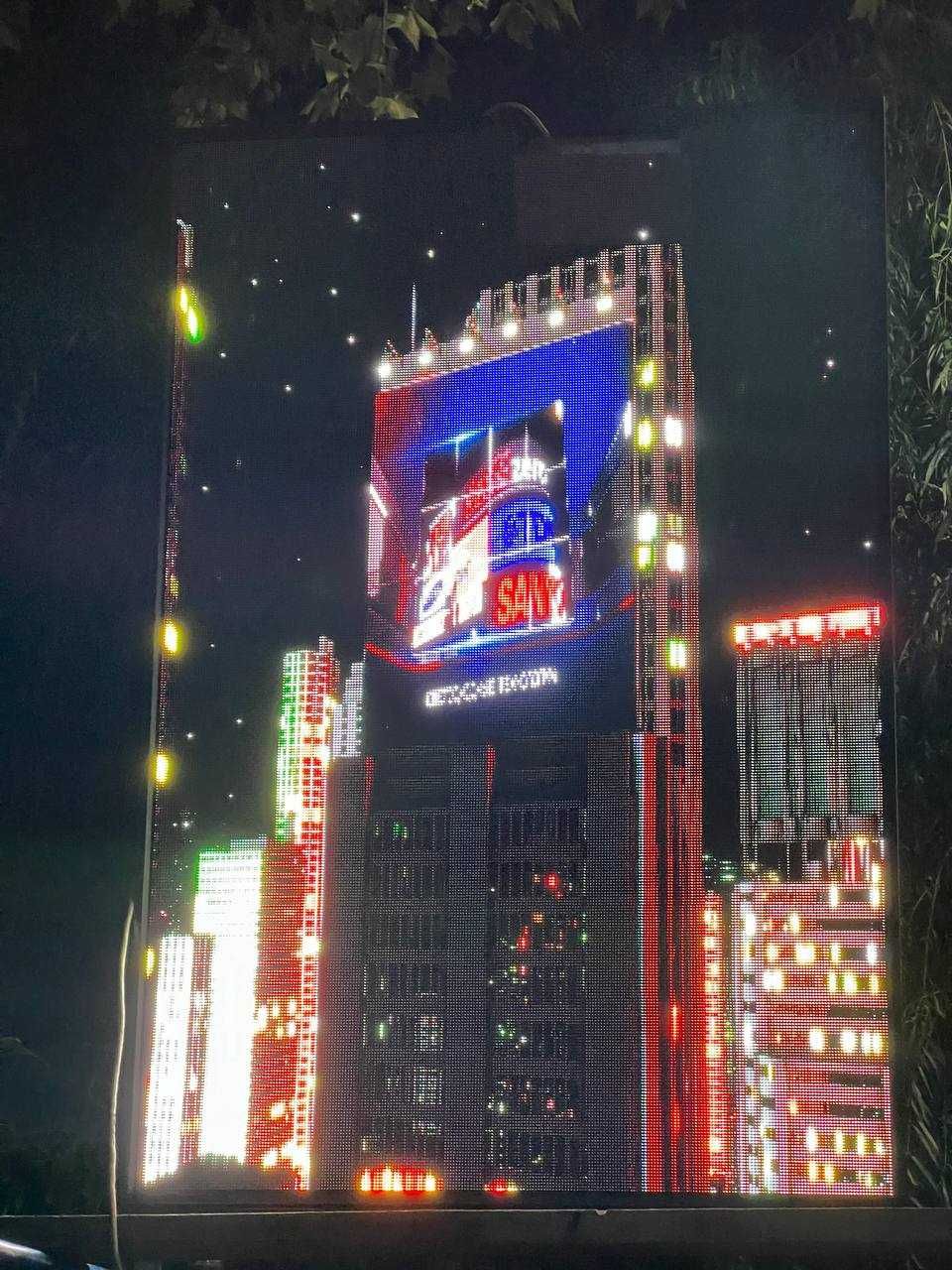 LED Ekran birinchi qo'ldan