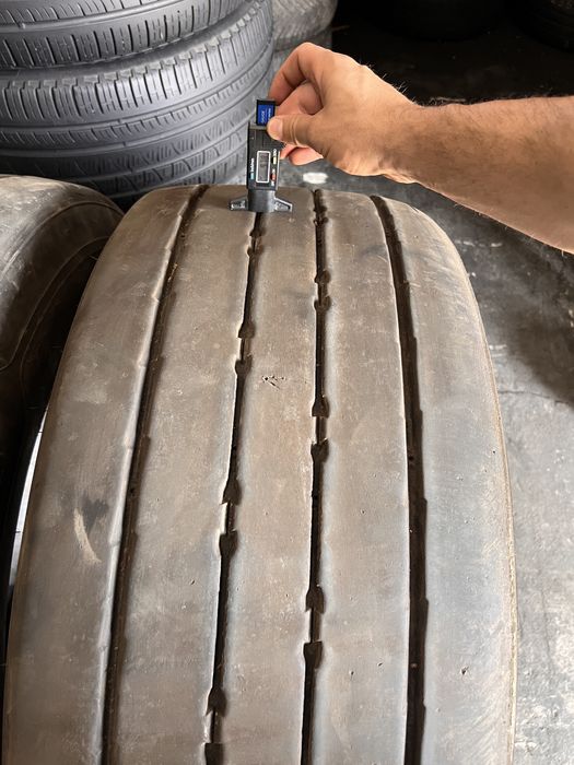 2 anvelope camion 385/55/22.5 , Michelin , DOT 2023 , 8-9 mm