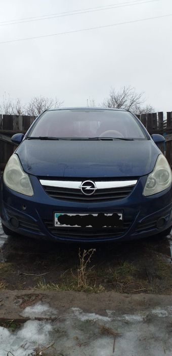 Продам машину Опель корса 2008 год