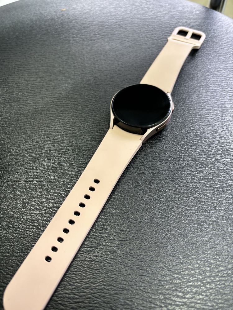 Samsung Galaxy Watch 4