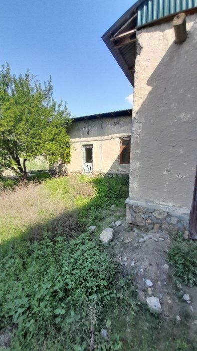 Uchastka sotiladi