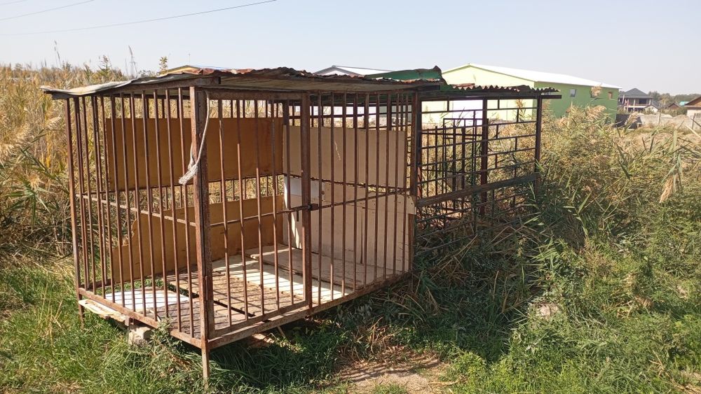 Продам вальер для двух собак