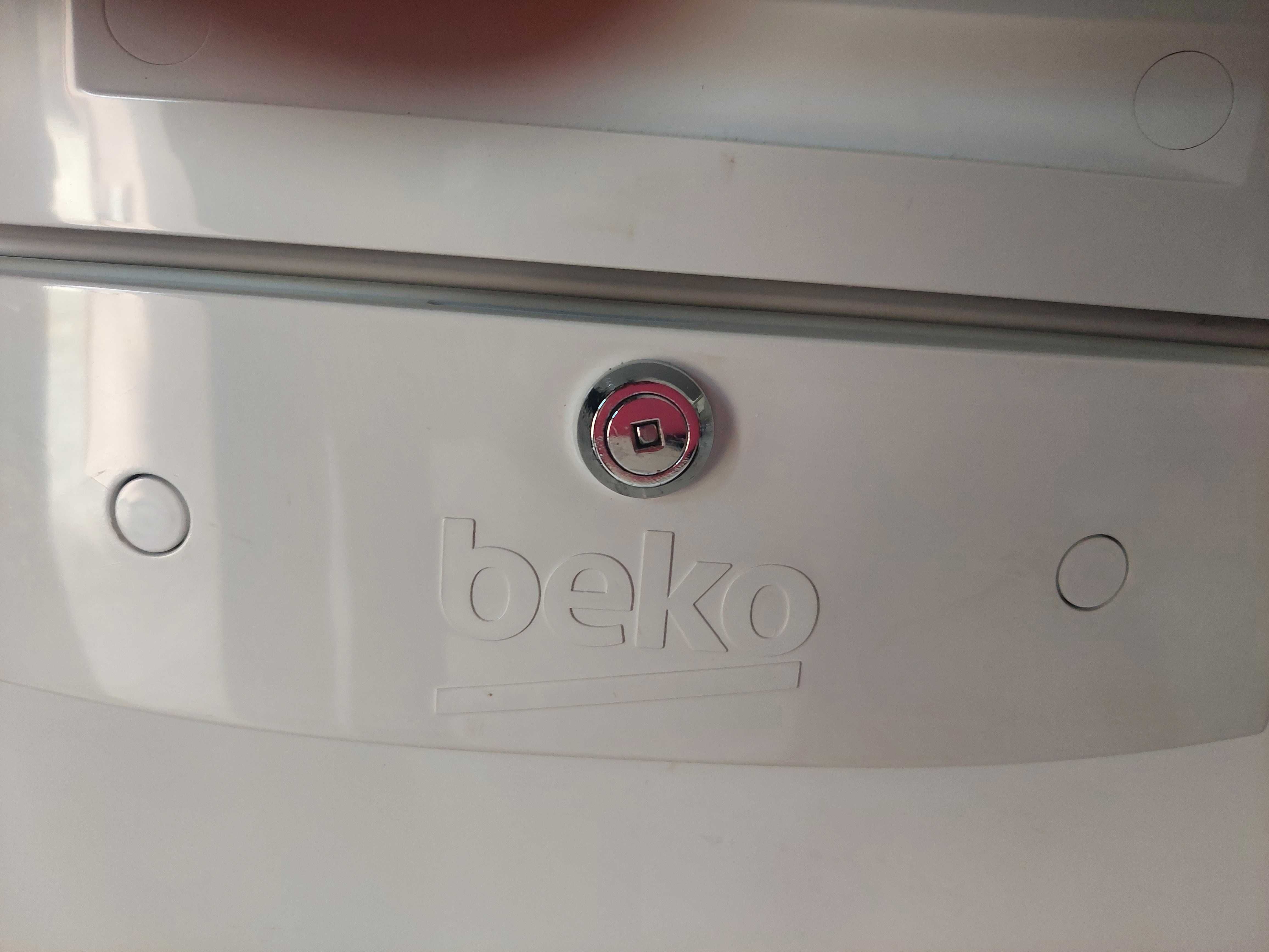 Lada frigorifica  - congelator Beko A++ 284 L