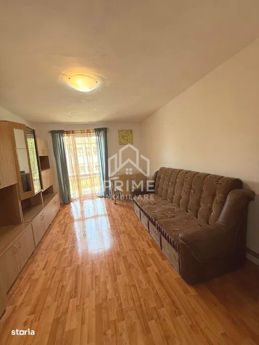 Garsoniera de vanzare | CUGIR | ETAJUL 1 .