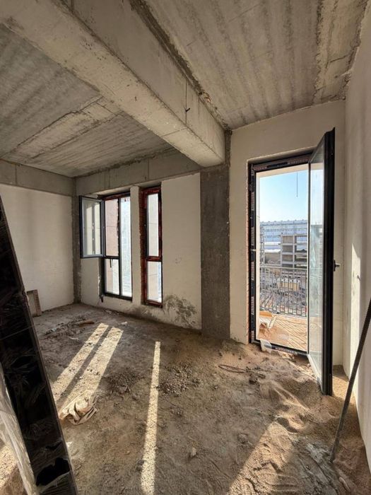 Новостройка | Элитный дом Продаётся 3-комнатная квартира (каробка)