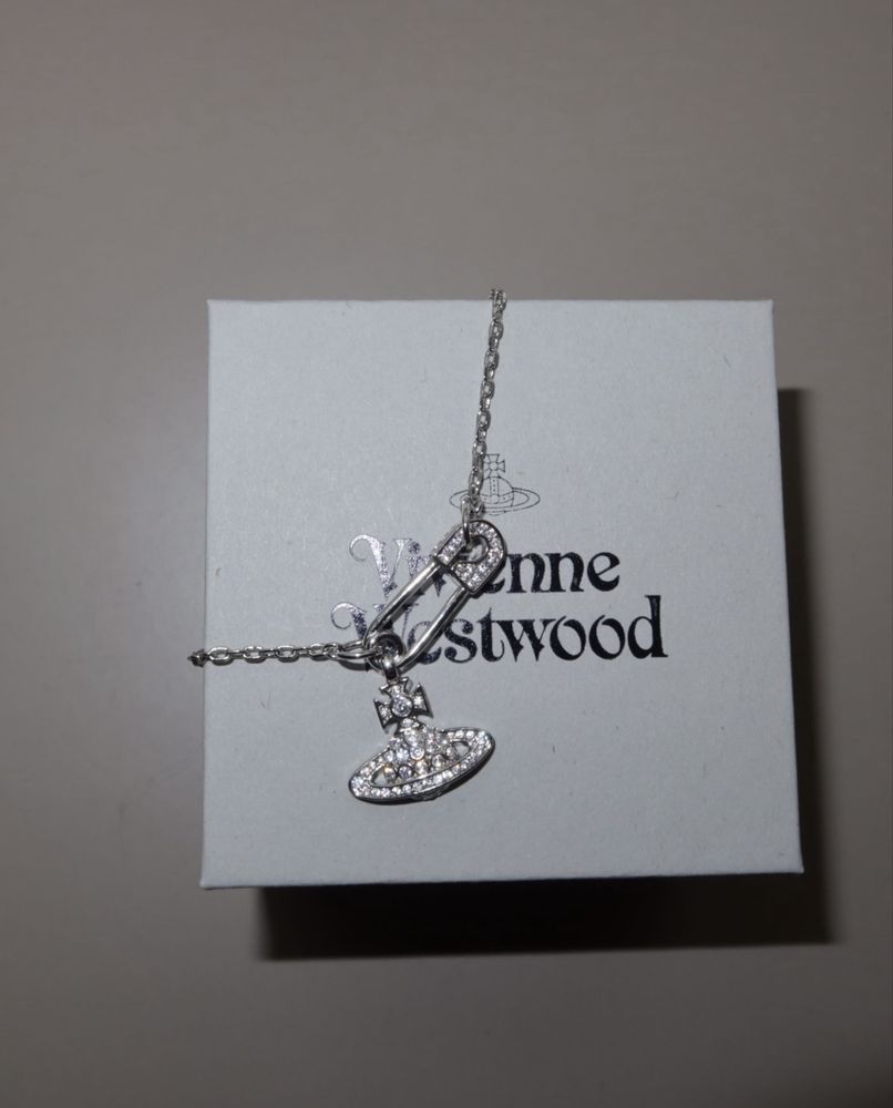 Vivienne Westwood гердан