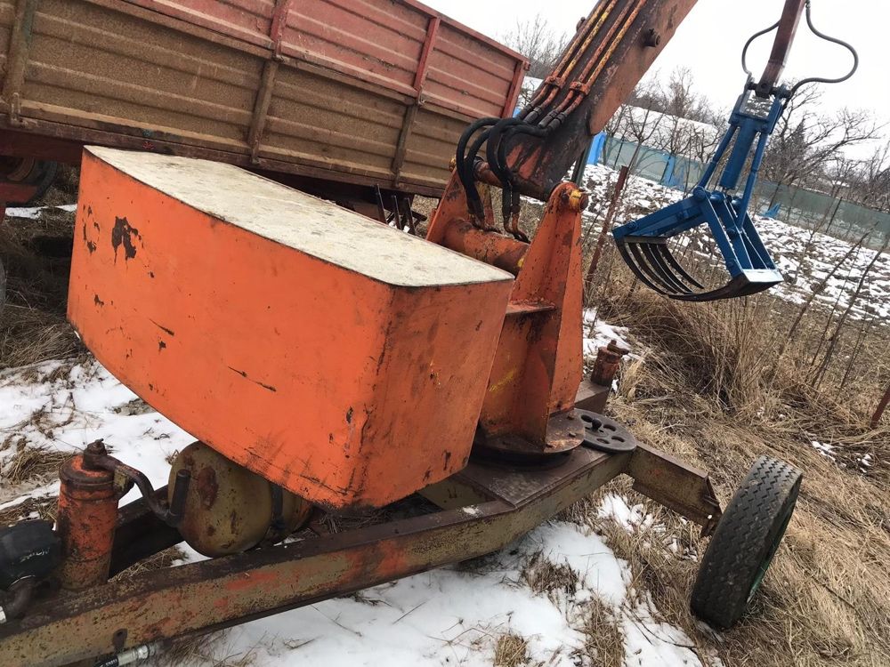 Escavator Tractor Spate
