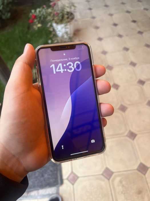 Продам Айфон XS Max /64 g
