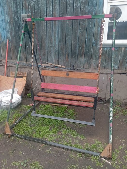 Продам качели для дома