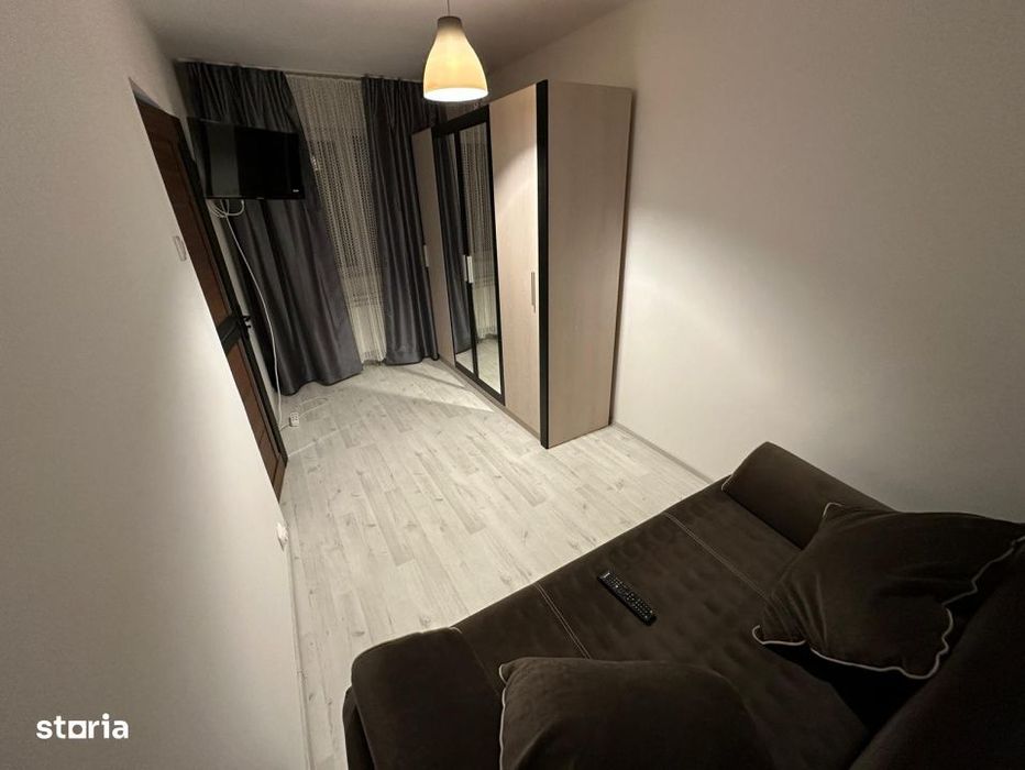 Apartament doua camere, 43mp, cartier Craiovita Noua, zona Niela
