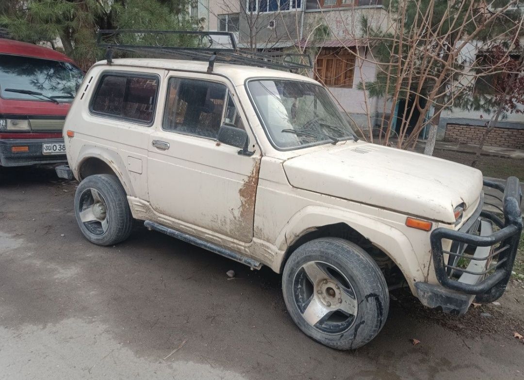 Нива сотилады йилы 1985