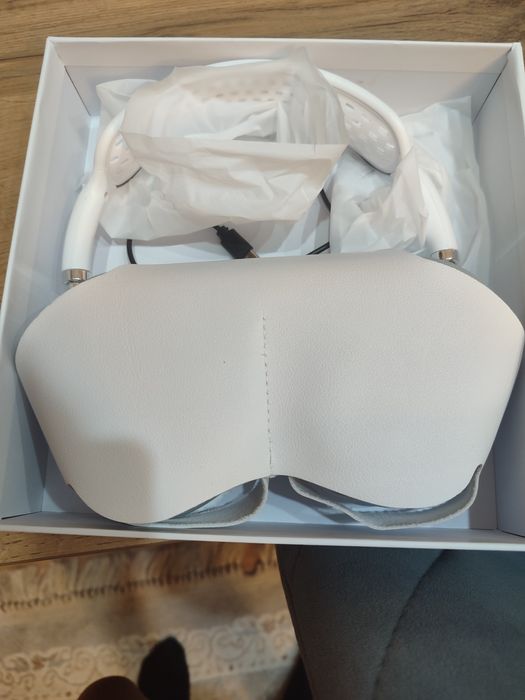 Обмен airpods max бу использавано 2дня шикарное состаяние