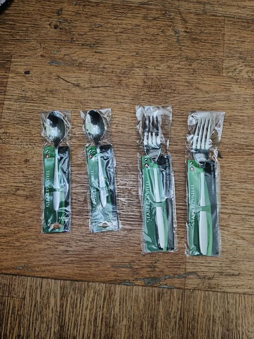 Продам вилки и ложки маленькие