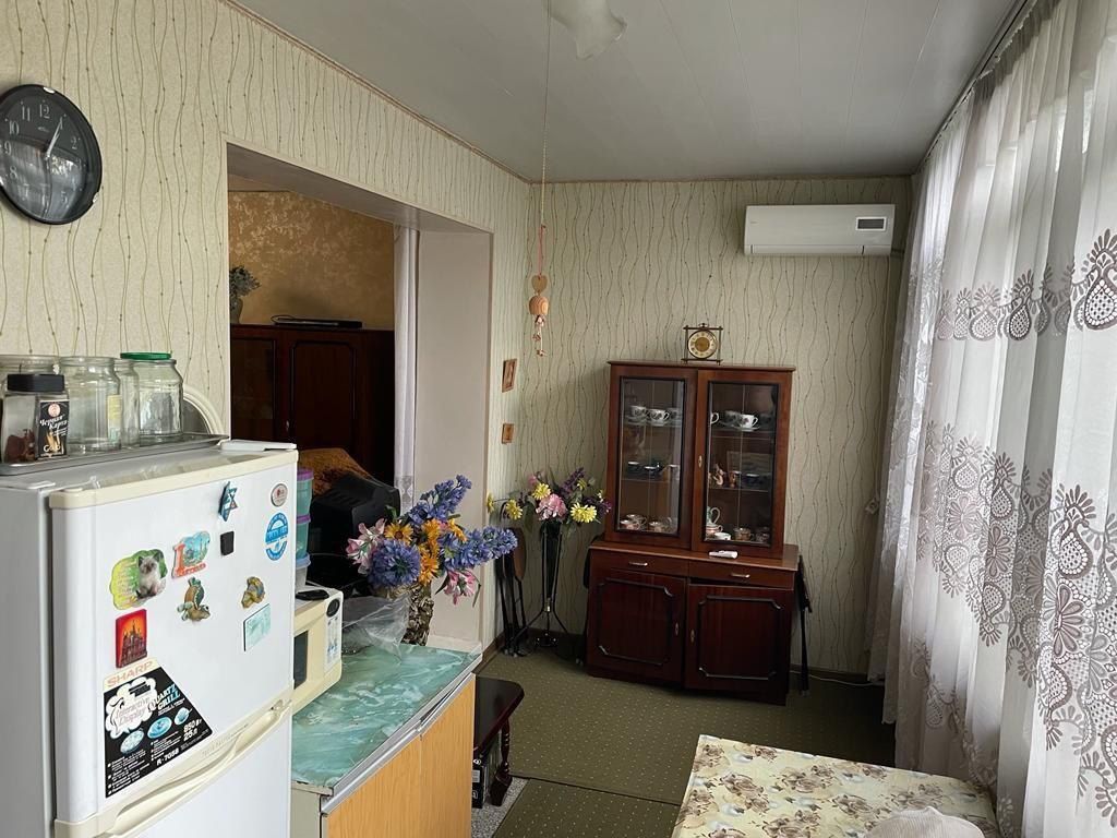 Продам 2 ком юнусабад 18 квартал