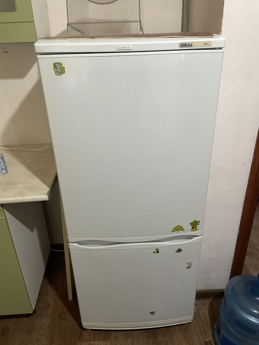 Продавется Холодильник
