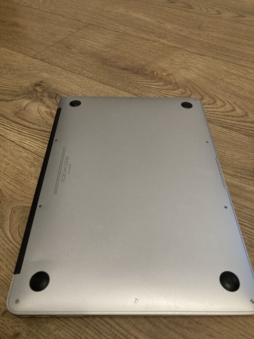 Laptop Macbook Air 13 Late 2010 ; SSD