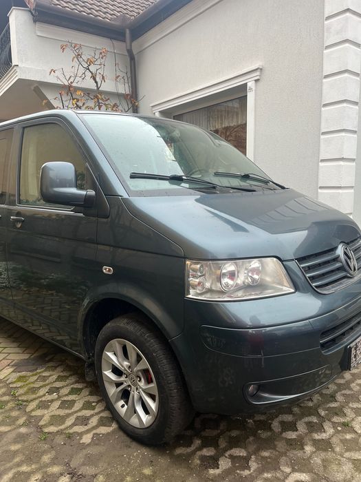 Volkswagen T5 Caravelle  Automatic