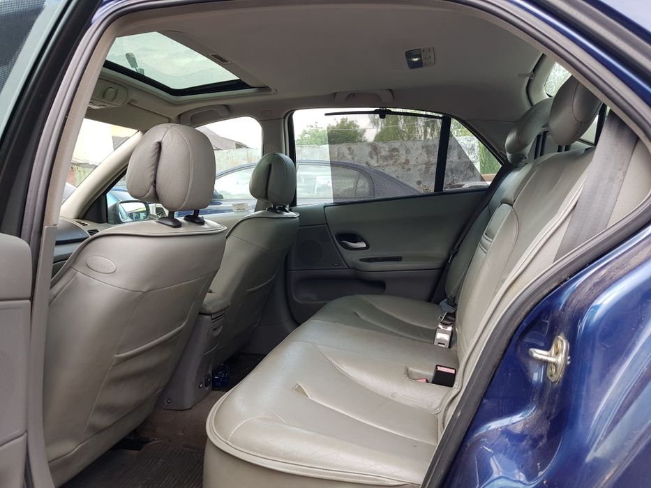 Dezmembram Renault Laguna