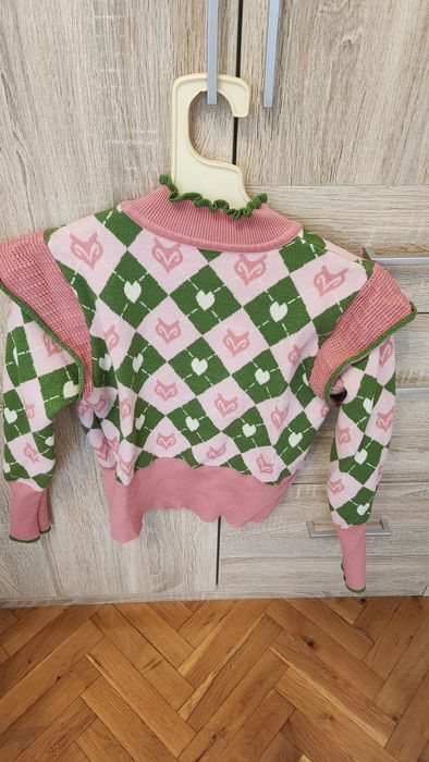 Цветен пуловер размер