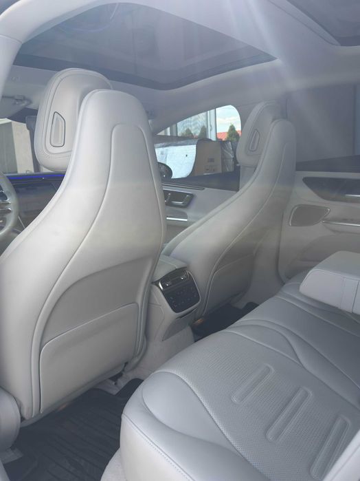 Mercedes Benz EQE 43 AMG Predare Leasing