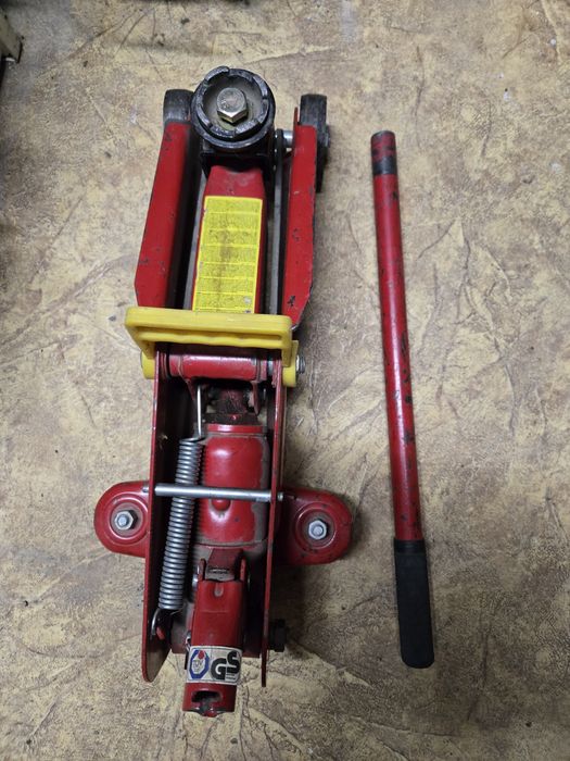Продам подкатной домкрат, 2Т.