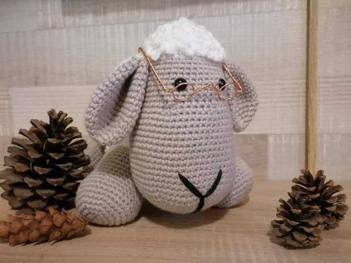 Ръчно плетена Овца