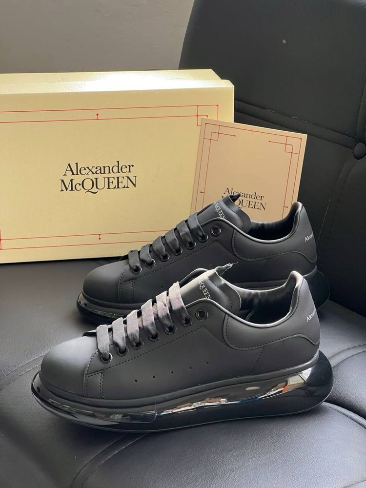 Adidasi Alexander Mcqueen Noi !!! Marimi 40//44 !!!