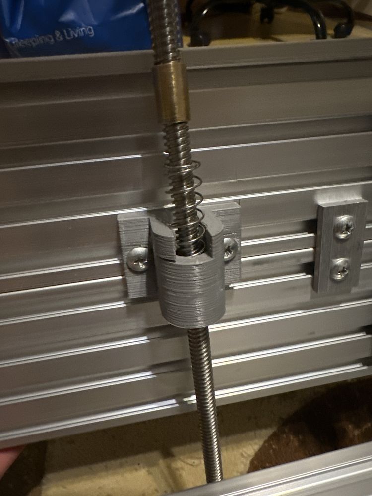 CNC nefolosit cu un mic defect