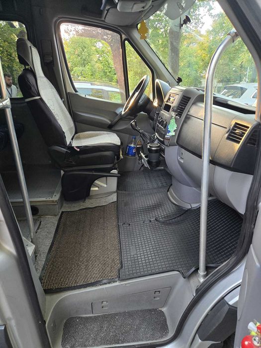 MERCEDES Sprinter 516 CDI