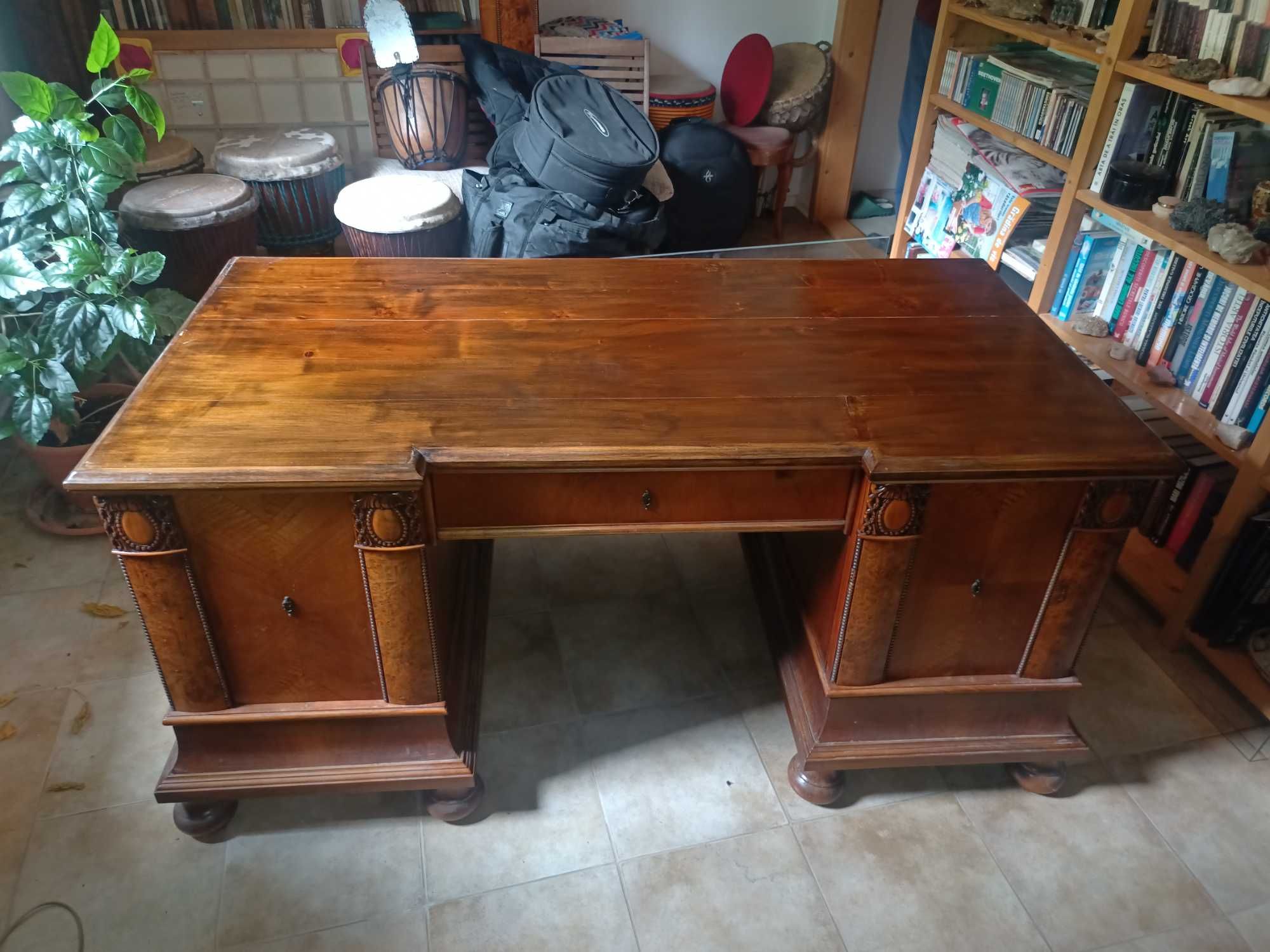 Birou și biblioteca mobila stil