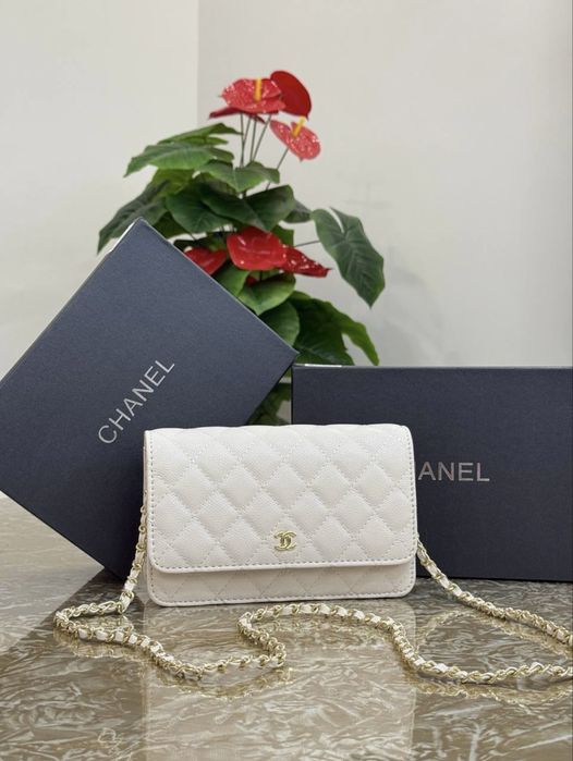 Продам Chanel woc