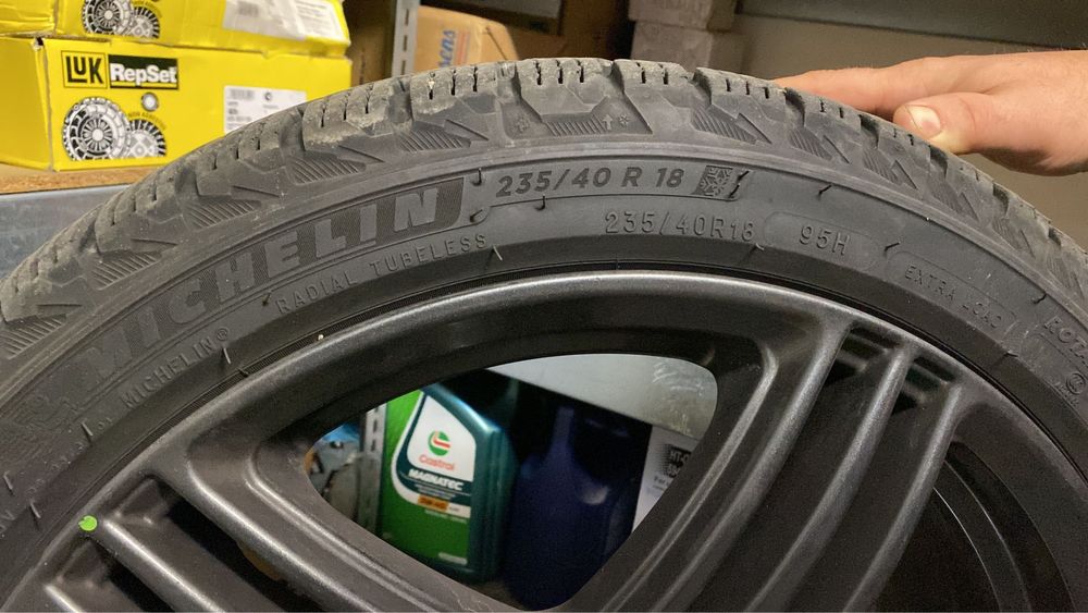 Anvelope iarna Michelin 235/40R18 - profil 7.5 mm