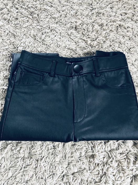 Pantaloni dama Zara/ noi/mărimea S