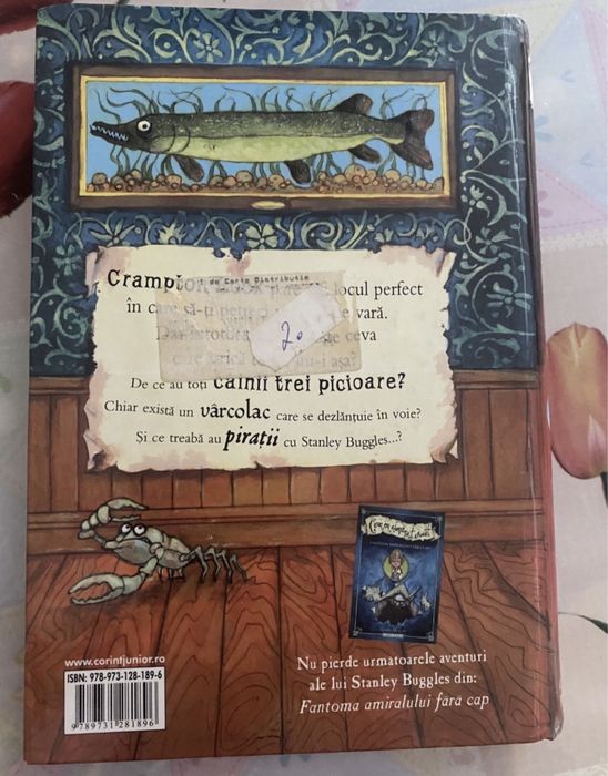 Chris Mould-Amuleta din insula vârcolacului.