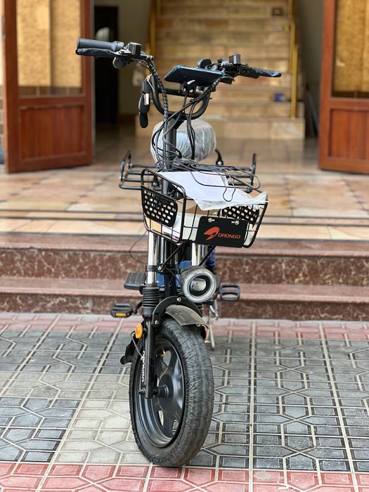 Monstr drongo optim dona