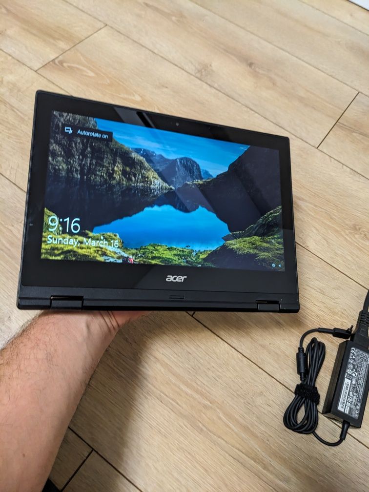Laptop tableta acer travelmate spin b118