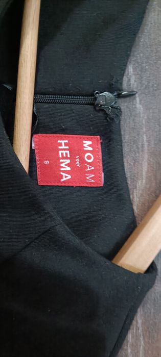 Елегантни черни рокли