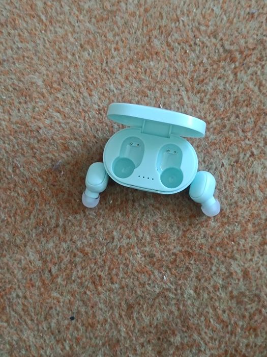 Căști True Wireless noi