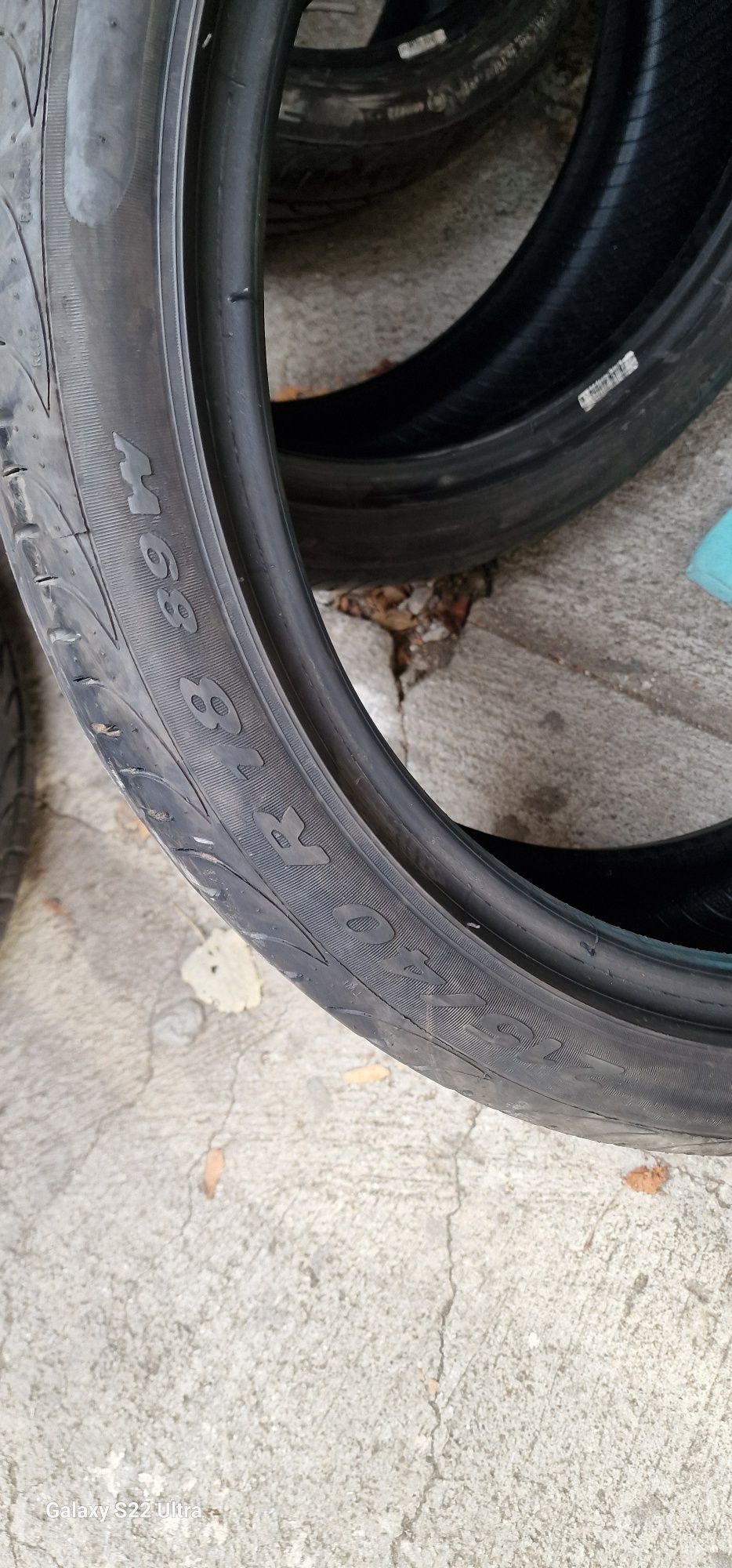 215/40/18 Pirelli P Zero Nero