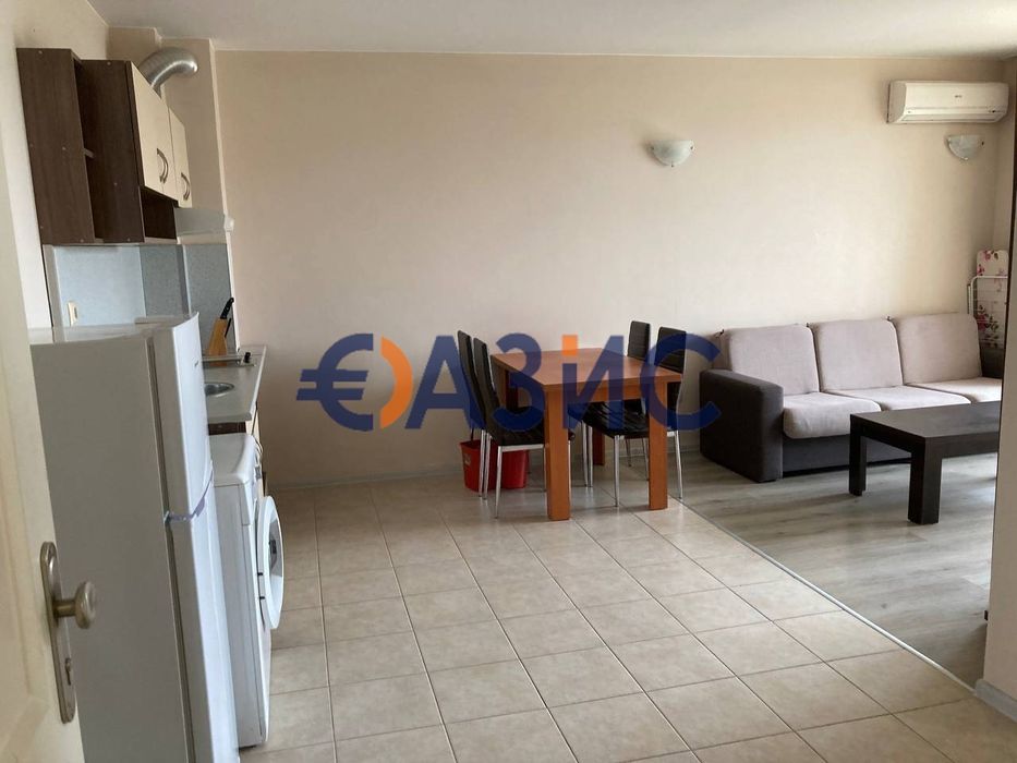 Продава се Двустаен апартамент в к.к. Слънчев бряг - 61 кв.м за 1279 €/кв.м - Снимка #13