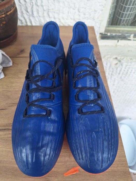 Футболни обувки 45 номер